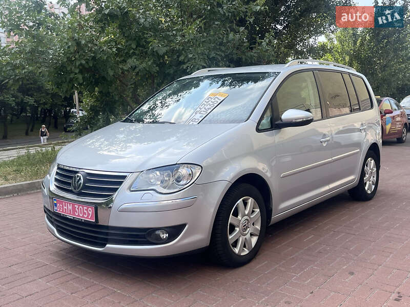 Volkswagen Touran 2010