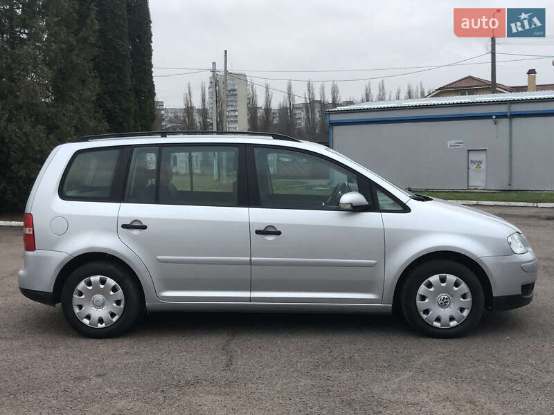 Минивэн Volkswagen Touran 2005 в Ровно фото 16 Минивэн Volkswagen Touran 2005 в Ровно