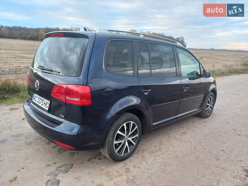 Минивэн Volkswagen Touran 2012 в Луцке фото 6 Минивэн Volkswagen Touran 2012 в Луцке