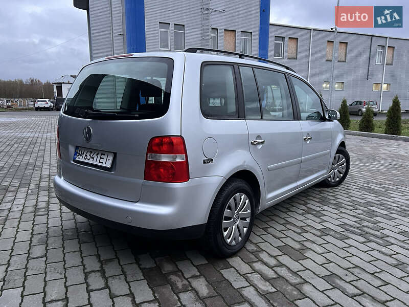 Минивэн Volkswagen Touran 2005 в Малине фото 10 Минивэн Volkswagen Touran 2005 в Малине