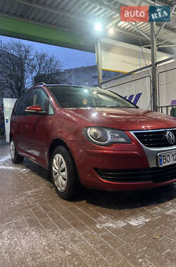 Мінівен Volkswagen Touran 2009 в Тернополі
