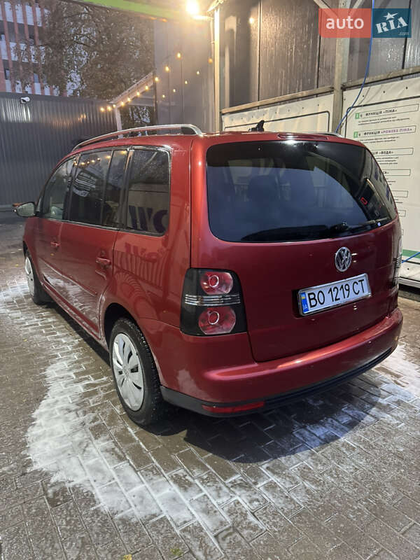 Минивэн Volkswagen Touran 2009 в Тернополе