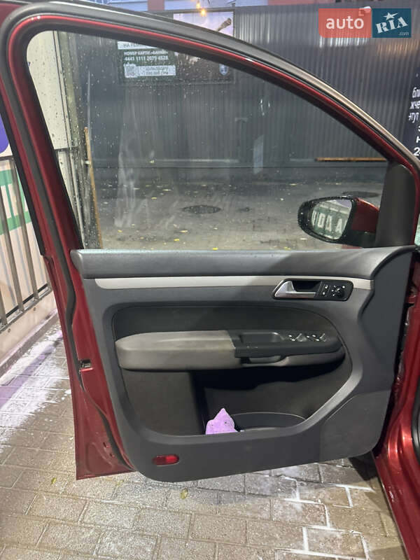 Минивэн Volkswagen Touran 2009 в Тернополе