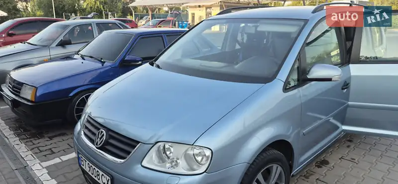 Volkswagen Touran