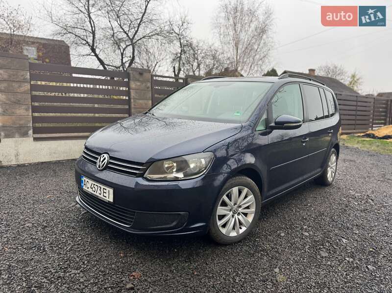 Volkswagen Touran 2011