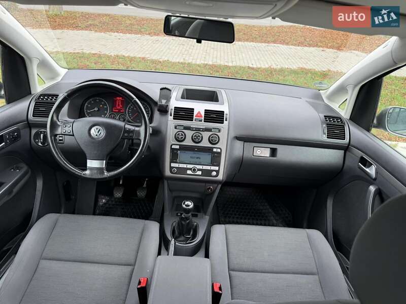 Минивэн Volkswagen Touran 2007 в Белой Церкви