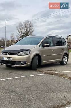 Минивэн Volkswagen Touran 2012 в Киеве
