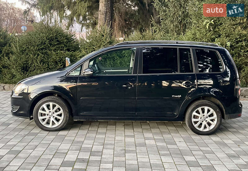Минивэн Volkswagen Touran 2010 в Староконстантинове фото 3 Минивэн Volkswagen Touran 2010 в Староконстантинове