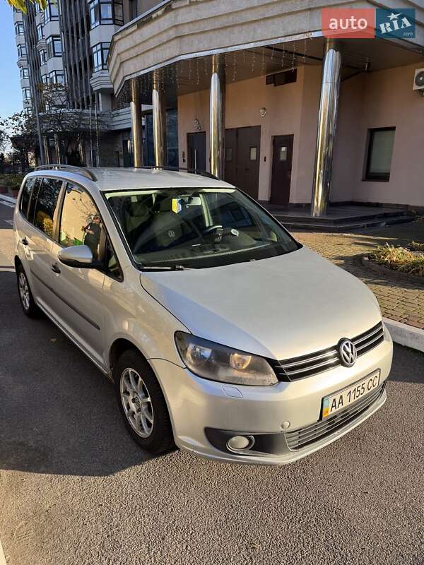 Volkswagen Touran 2012 Volkswagen Touran 2012