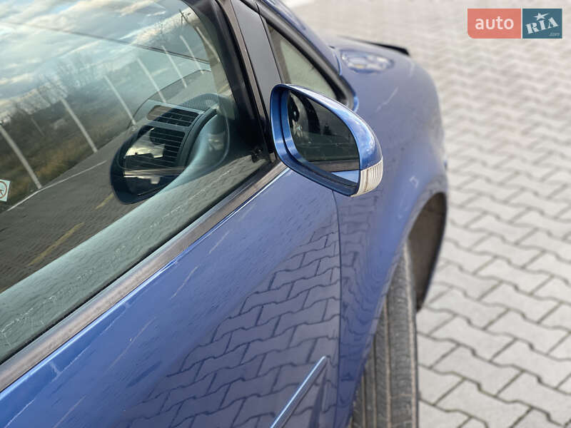 Минивэн Volkswagen Touran 2007 в Нововолынске