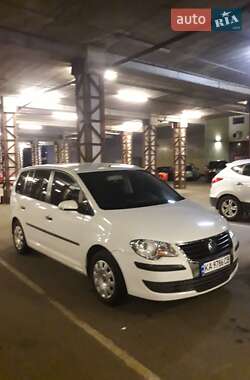 Мінівен Volkswagen Touran 2007 в Києві