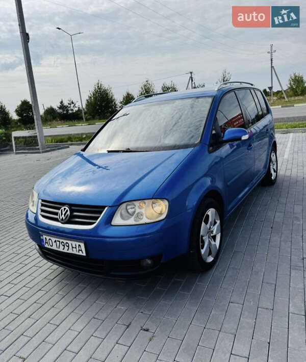 Volkswagen Touran 2004