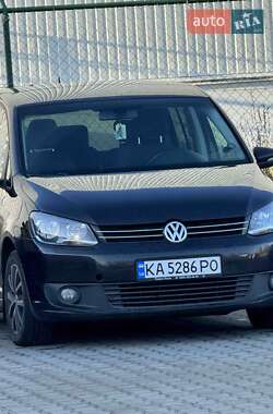 Мінівен Volkswagen Touran 2012 в Києві