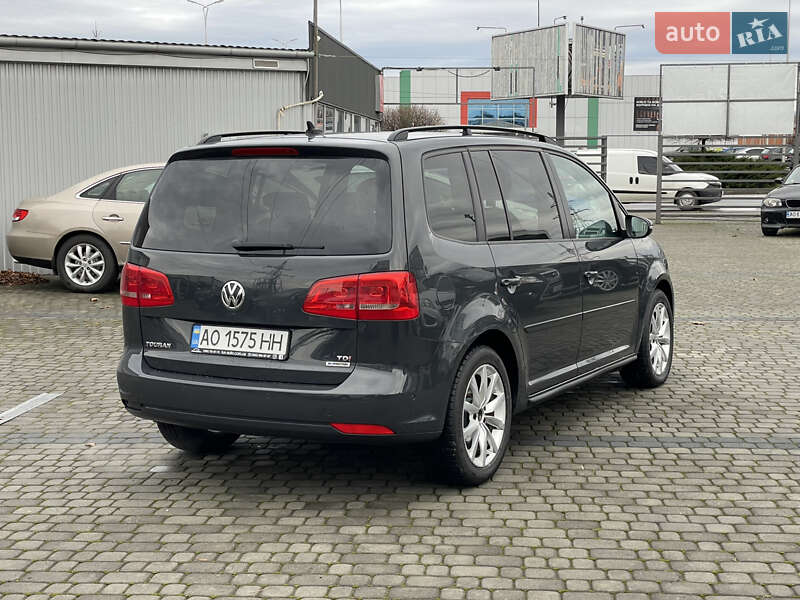 Минивэн Volkswagen Touran 2014 в Мукачево