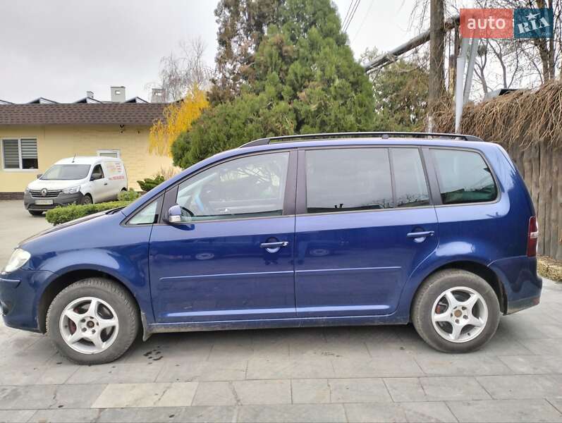 Минивэн Volkswagen Touran 2007 в Кобеляках