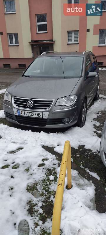 Volkswagen Touran 2009