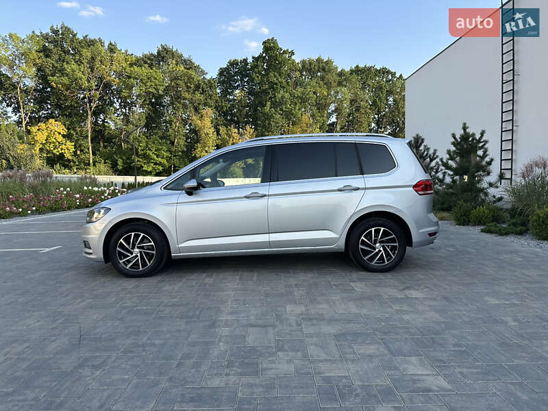 Микровэн Volkswagen Touran 2020 в Луцке