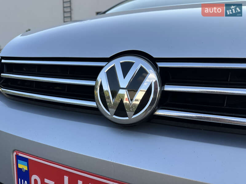 Микровэн Volkswagen Touran 2020 в Луцке