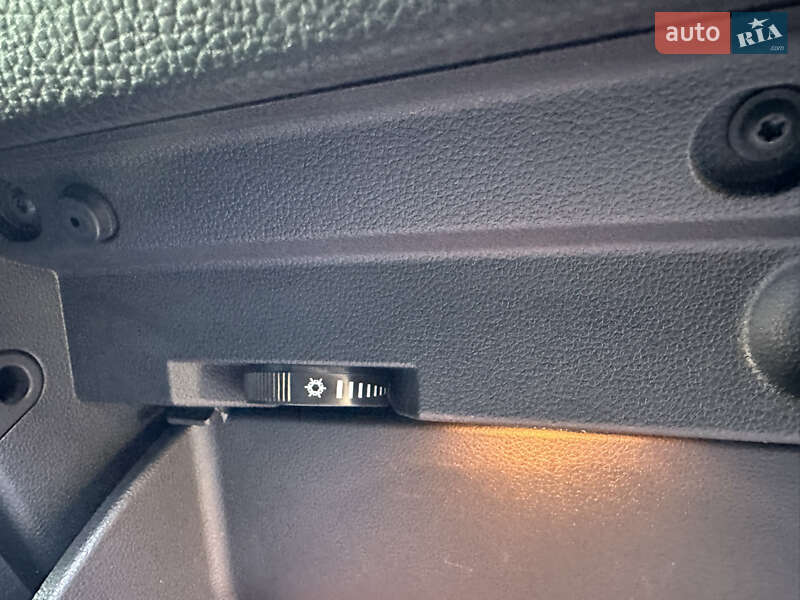 Микровэн Volkswagen Touran 2020 в Луцке