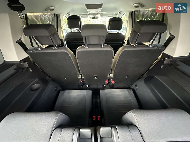 Микровэн Volkswagen Touran 2020 в Луцке