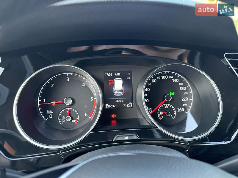 Микровэн Volkswagen Touran 2020 в Луцке