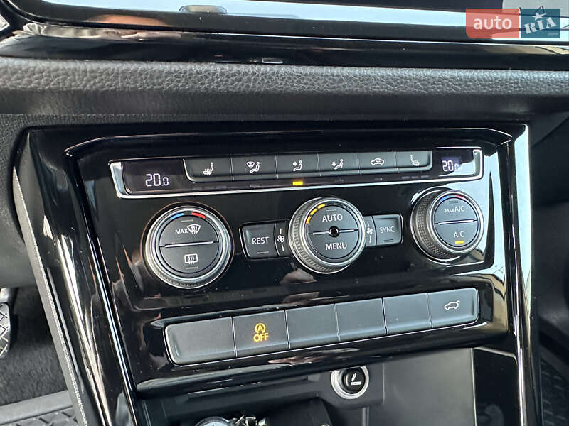 Микровэн Volkswagen Touran 2020 в Луцке