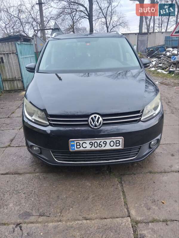 Минивэн Volkswagen Touran 2011 в Львове
