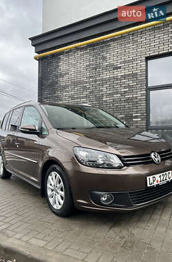 Мінівен Volkswagen Touran 2013 в Житомирі