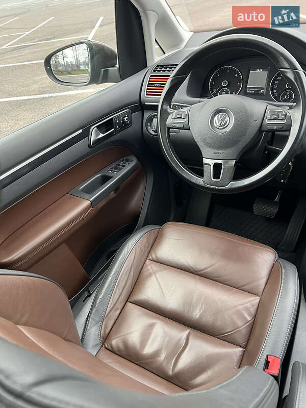 Минивэн Volkswagen Touran 2013 в Житомире фото 19 Минивэн Volkswagen Touran 2013 в Житомире