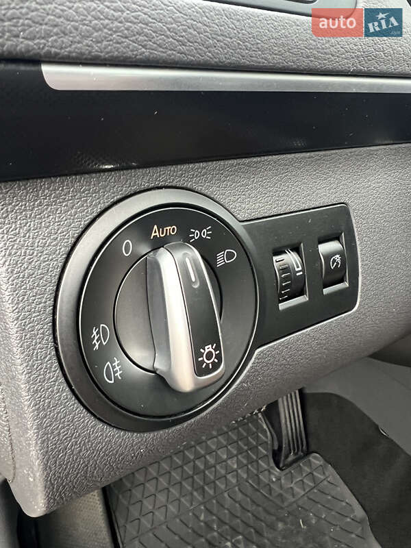 Минивэн Volkswagen Touran 2013 в Житомире фото 24 Минивэн Volkswagen Touran 2013 в Житомире