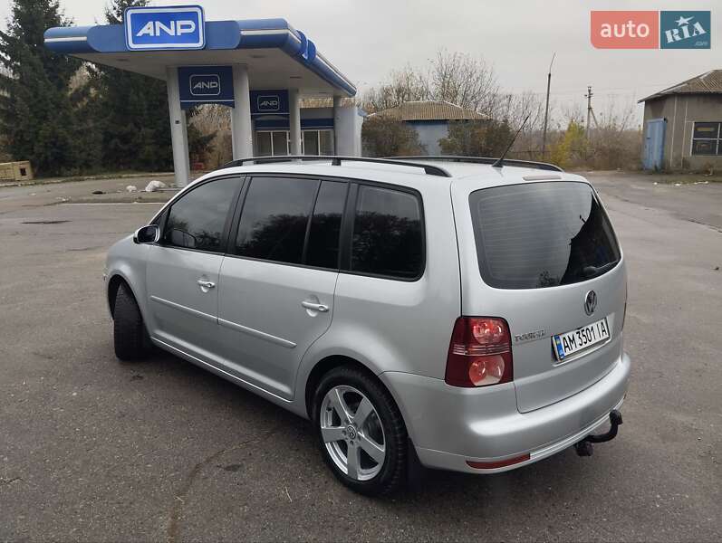 Минивэн Volkswagen Touran 2007 в Бердичеве