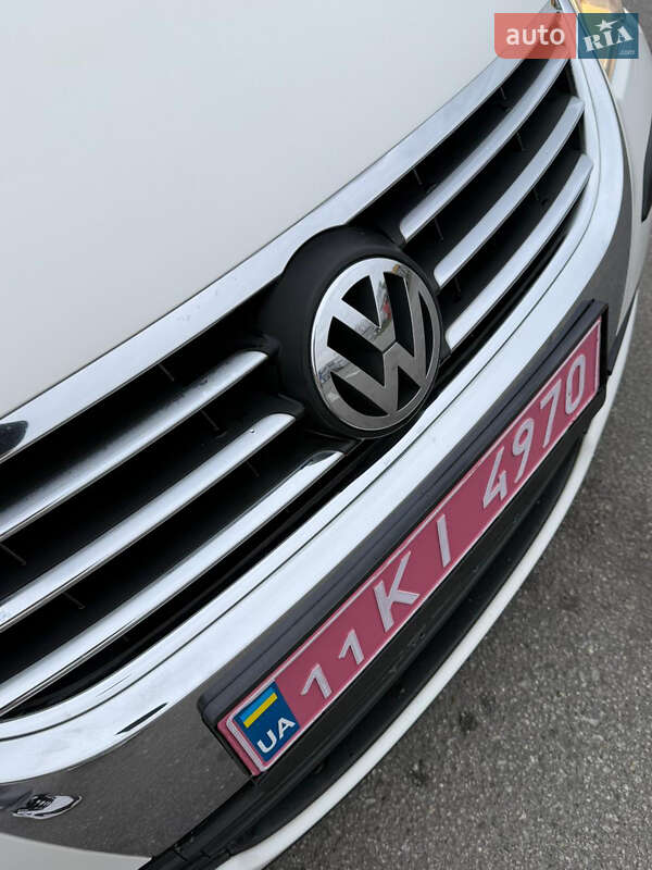 Минивэн Volkswagen Touran 2008 в Виннице