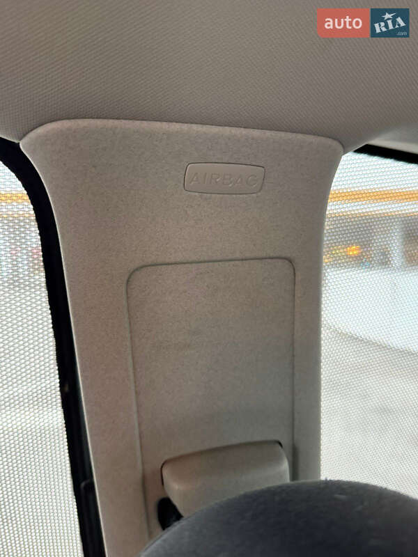 Минивэн Volkswagen Touran 2008 в Виннице