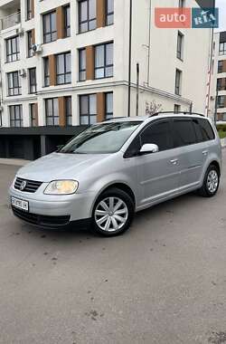 Минивэн Volkswagen Touran 2005 в Ровно