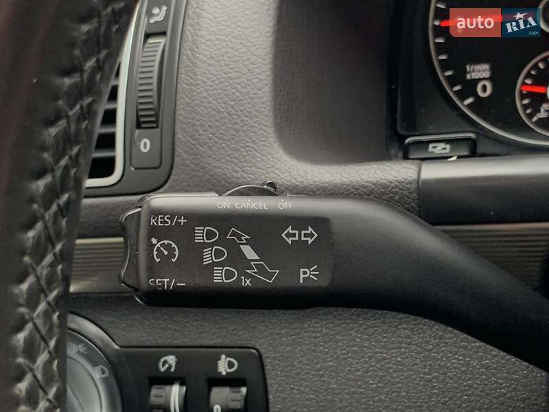 Мінівен Volkswagen Touran 2011 в Бердичеві