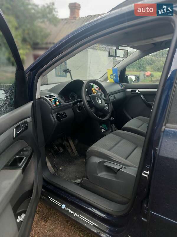Минивэн Volkswagen Touran 2003 в Кропивницком фото 4 Минивэн Volkswagen Touran 2003 в Кропивницком