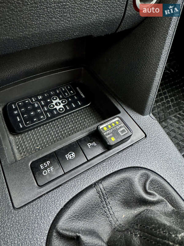 Мінівен Volkswagen Touran 2009 в Лубнах