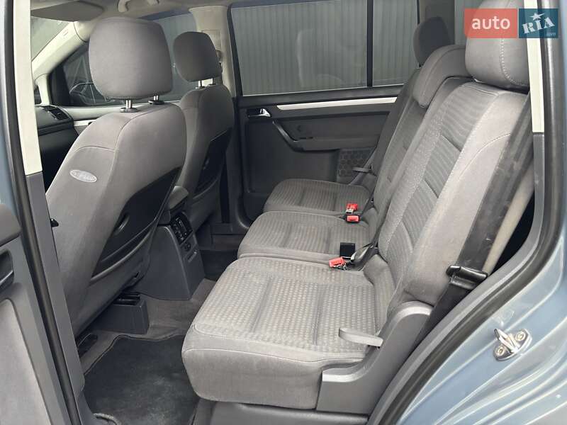 Минивэн Volkswagen Touran 2004 в Черновцах фото 57 Минивэн Volkswagen Touran 2004 в Черновцах