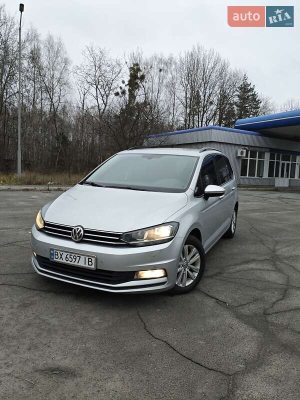 Микровэн Volkswagen Touran 2016 в Славуте