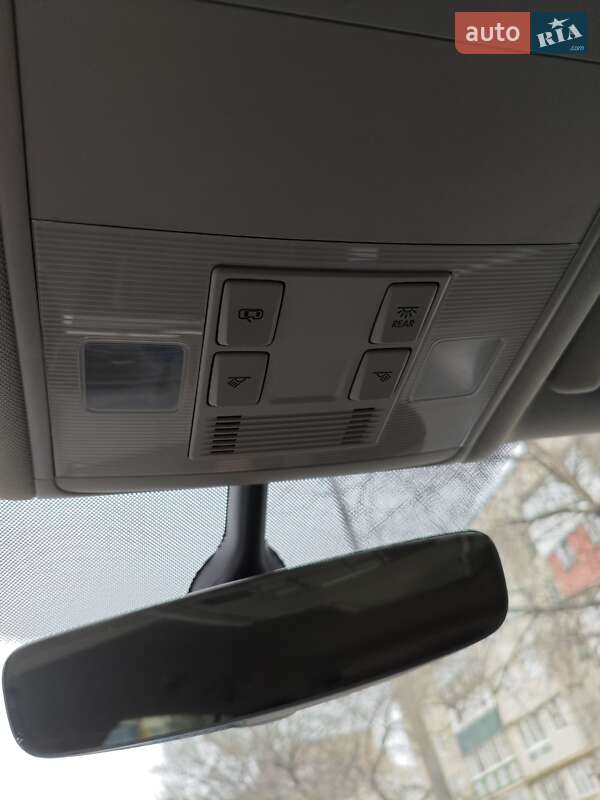 Микровэн Volkswagen Touran 2016 в Славуте