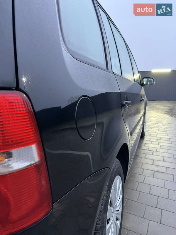 Минивэн Volkswagen Touran 2003 в Каменец-Подольском фото 12 Минивэн Volkswagen Touran 2003 в Каменец-Подольском