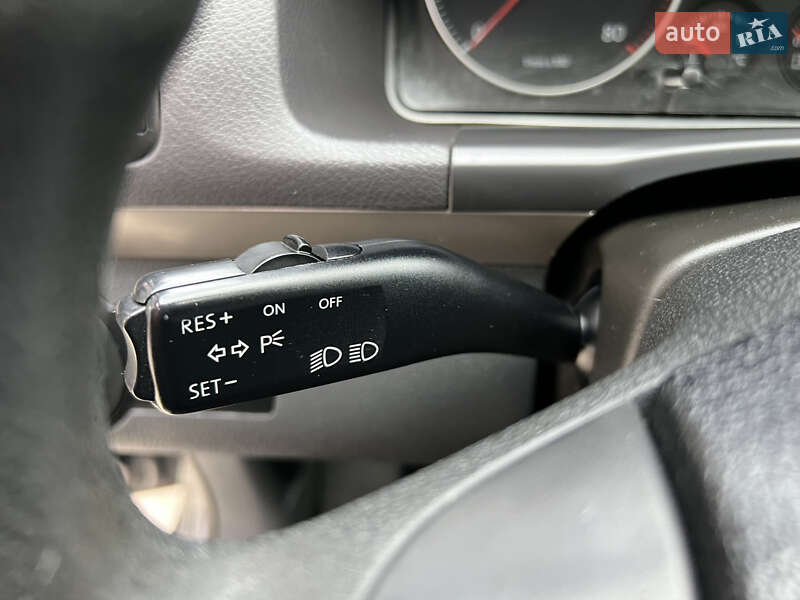 Минивэн Volkswagen Touran 2007 в Лубнах