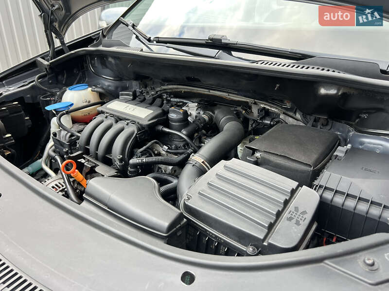 Минивэн Volkswagen Touran 2007 в Лубнах