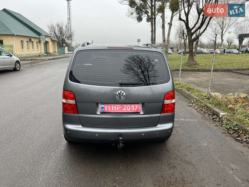 Минивэн Volkswagen Touran 2006 в Луцке фото 6 Минивэн Volkswagen Touran 2006 в Луцке