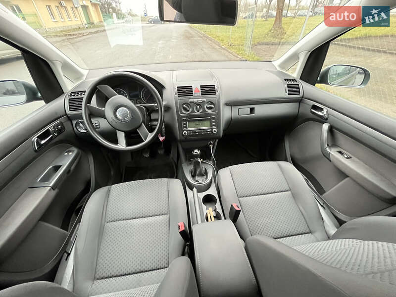 Минивэн Volkswagen Touran 2006 в Луцке фото 18 Минивэн Volkswagen Touran 2006 в Луцке
