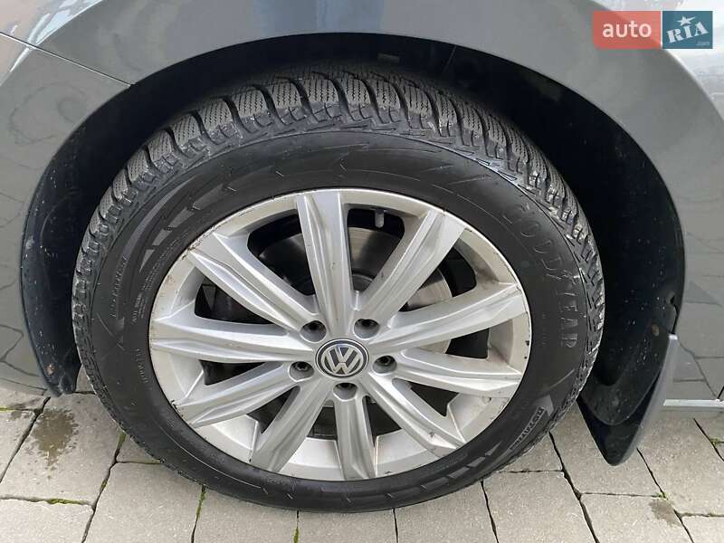 Микровэн Volkswagen Touran 2016 в Ивано-Франковске фото 38 Микровэн Volkswagen Touran 2016 в Ивано-Франковске