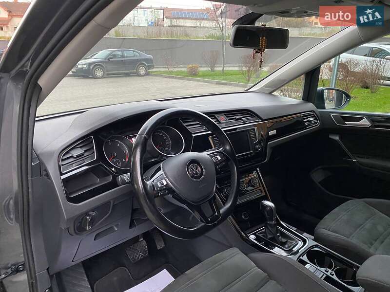 Микровэн Volkswagen Touran 2016 в Ивано-Франковске фото 42 Микровэн Volkswagen Touran 2016 в Ивано-Франковске