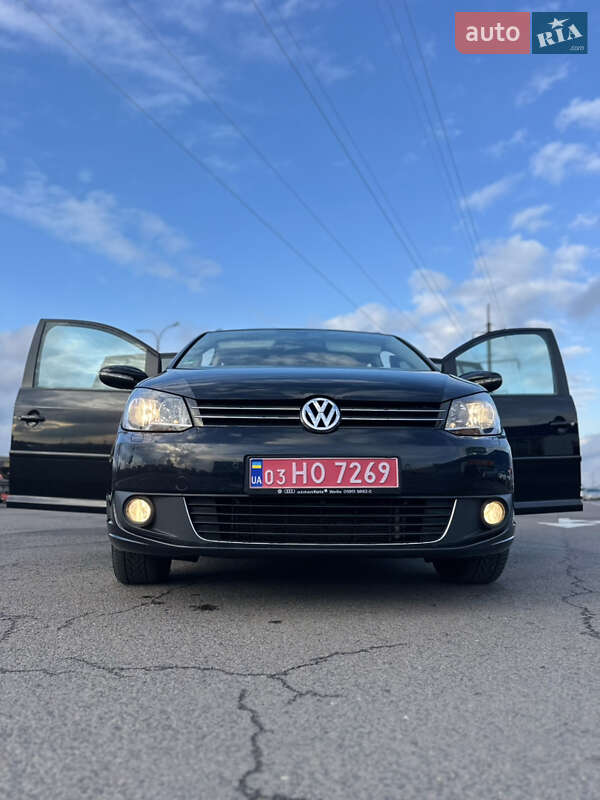 Volkswagen Touran 2015