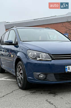 Минивэн Volkswagen Touran 2012 в Киеве