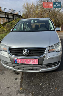 Минивэн Volkswagen Touran 2007 в Лубнах